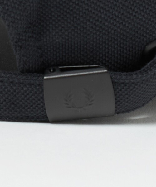 FRED PERRY（フレッドペリー）の「＜FRED PERRY＞ピケ ロゴ キャップ（キャップ・メンズ・ネイビー/ブラック/オフホワイト・FREE）」の10枚目の写真