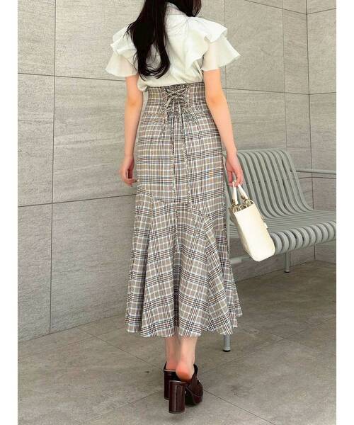 dazzlin(ダズリン)の「カーヴィーラインマーメイドスカート(スカート・レディース・アイボリー/オフホワイト/ブラック/その他1・MEDIUM/SMALL)」の10枚目の写真