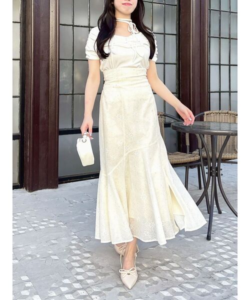 dazzlin(ダズリン)の「カーヴィーラインマーメイドスカート(スカート・レディース・アイボリー/オフホワイト/ブラック/その他1・MEDIUM/SMALL)」の11枚目の写真