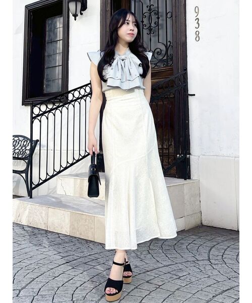 dazzlin(ダズリン)の「カーヴィーラインマーメイドスカート(スカート・レディース・アイボリー/オフホワイト/ブラック/その他1・MEDIUM/SMALL)」の14枚目の写真