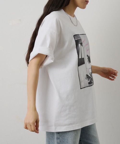 COLONY 2139(コロニートゥーワンスリーナイン)の「ConVenir / プロモーションフォトTEE(Tシャツ/カットソー・メンズ・ホワイト系その他/ブラック系その他2/ホワイト系その他2/ブラック系その他・MEDIUM/LARGE)」の8枚目の写真