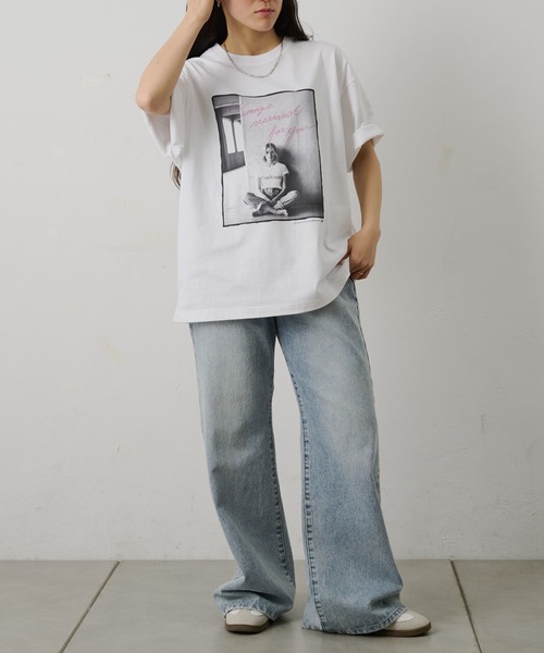 COLONY 2139(コロニートゥーワンスリーナイン)の「ConVenir / プロモーションフォトTEE(Tシャツ/カットソー・メンズ・ホワイト系その他/ブラック系その他2/ホワイト系その他2/ブラック系その他・MEDIUM/LARGE)」の12枚目の写真