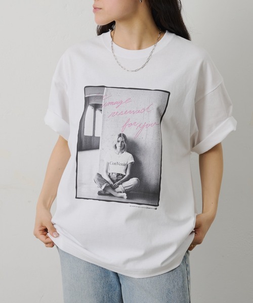 COLONY 2139(コロニートゥーワンスリーナイン)の「ConVenir / プロモーションフォトTEE(Tシャツ/カットソー・メンズ・ホワイト系その他/ブラック系その他2/ホワイト系その他2/ブラック系その他・MEDIUM/LARGE)」の5枚目の写真