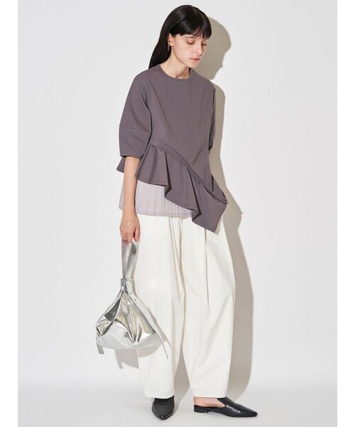 ELENDEEK（エレンディーク）の「サイドフレアドッキングカットソー（Tシャツ/カットソー・レディース・オフホワイト/グレー/ブラック・FREE）」の12枚目の写真