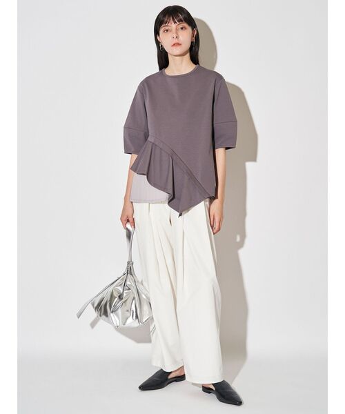 ELENDEEK（エレンディーク）の「サイドフレアドッキングカットソー（Tシャツ/カットソー・レディース・オフホワイト/グレー/ブラック・FREE）」の11枚目の写真