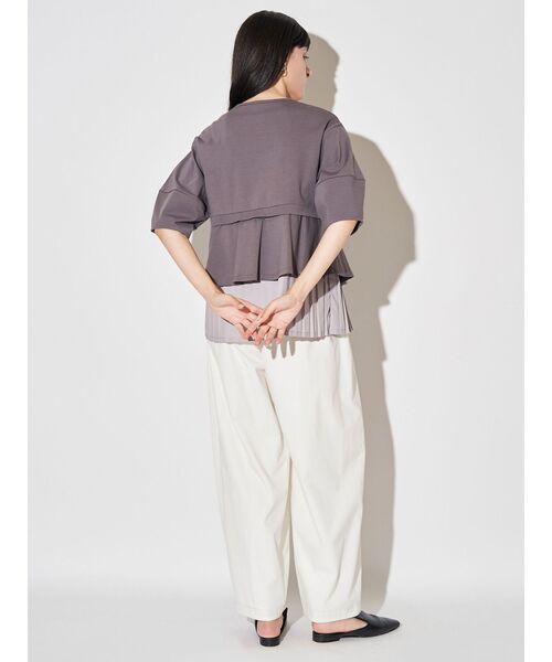 ELENDEEK（エレンディーク）の「サイドフレアドッキングカットソー（Tシャツ/カットソー・レディース・オフホワイト/グレー/ブラック・FREE）」の9枚目の写真