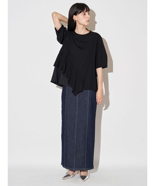 ELENDEEK（エレンディーク）の「サイドフレアドッキングカットソー（Tシャツ/カットソー・レディース・オフホワイト/グレー/ブラック・FREE）」の4枚目の写真