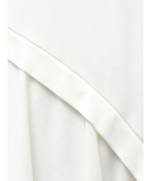 ELENDEEK（エレンディーク）の「サイドフレアドッキングカットソー（Tシャツ/カットソー・レディース・オフホワイト/グレー/ブラック・FREE）」の22枚目の写真