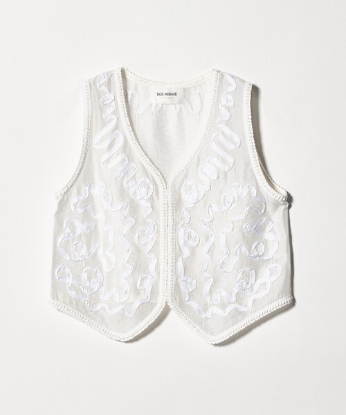 Marilyn Moon（マリリンムーン）の「＜Marilyn Moon＞コード エンブロイダリー ベスト（ベスト・レディース・ネイビー/ホワイト・FREE）」の2枚目の写真