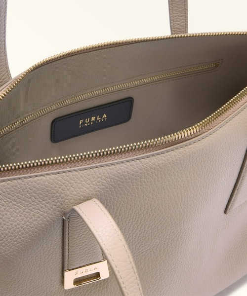 FURLA（フルラ）の「フルラ オリヴィア (Furla Olivia) トートバッグ M（トートバッグ・レディース・ブラック/モカ・ONE SIZE）」の6枚目の写真