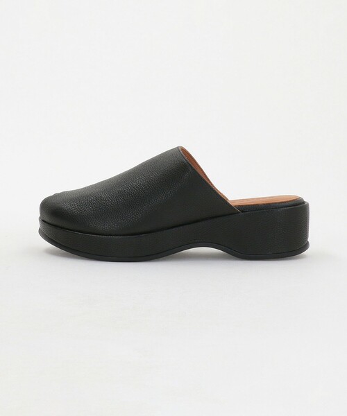 ODETTE E ODILE（オデットエオディール）の「ピープトゥウェッジ サンダル45（サンダル・レディース・ナチュラル/ブラック・35/37/36）」の2枚目の写真