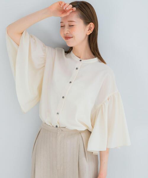 URBAN RESEARCH ROSSO WOMEN(アーバンリサーチ ロッソ)の「『一部WEB限定カラー』UVカットウォッシャブルリネン混ブラウス(シャツ/ブラウス・レディース・イエロー/ネイビー/オフホワイト/レッド・FREE)」の20枚目の写真