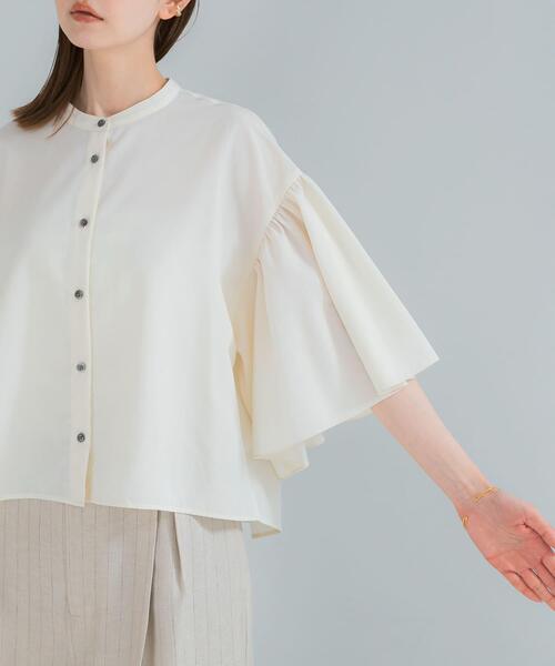 URBAN RESEARCH ROSSO WOMEN(アーバンリサーチ ロッソ)の「『一部WEB限定カラー』UVカットウォッシャブルリネン混ブラウス(シャツ/ブラウス・レディース・イエロー/ネイビー/オフホワイト/レッド・FREE)」の10枚目の写真