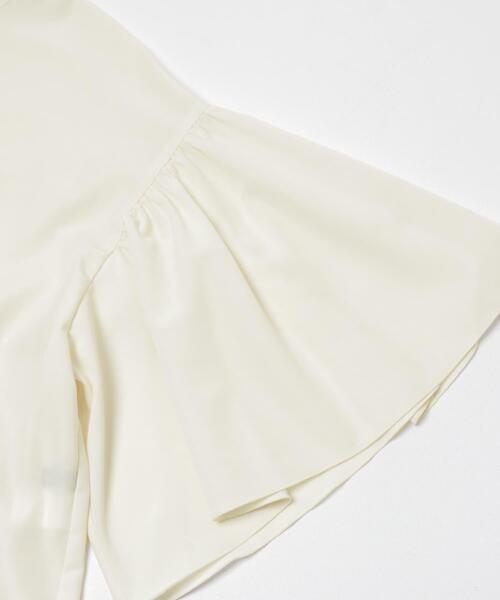 URBAN RESEARCH ROSSO WOMEN(アーバンリサーチ ロッソ)の「『一部WEB限定カラー』UVカットウォッシャブルリネン混ブラウス(シャツ/ブラウス・レディース・イエロー/ネイビー/オフホワイト/レッド・FREE)」の12枚目の写真