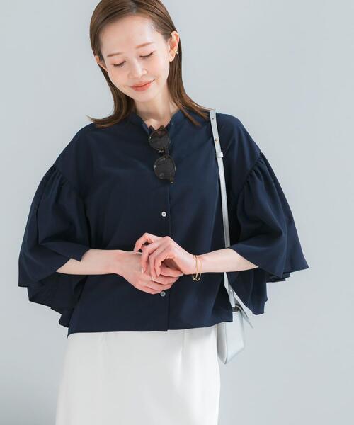 URBAN RESEARCH ROSSO WOMEN(アーバンリサーチ ロッソ)の「『一部WEB限定カラー』UVカットウォッシャブルリネン混ブラウス(シャツ/ブラウス・レディース・イエロー/ネイビー/オフホワイト/レッド・FREE)」の16枚目の写真