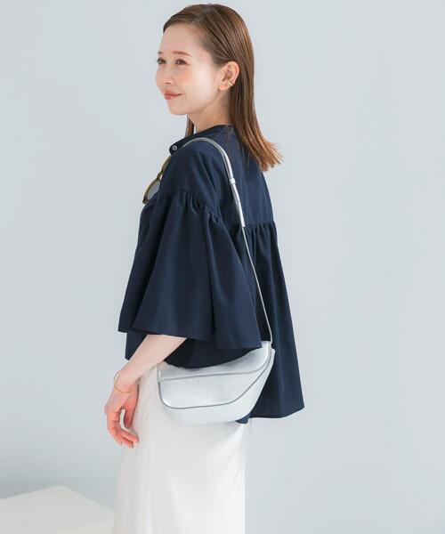 URBAN RESEARCH ROSSO WOMEN(アーバンリサーチ ロッソ)の「『一部WEB限定カラー』UVカットウォッシャブルリネン混ブラウス(シャツ/ブラウス・レディース・イエロー/ネイビー/オフホワイト/レッド・FREE)」の17枚目の写真