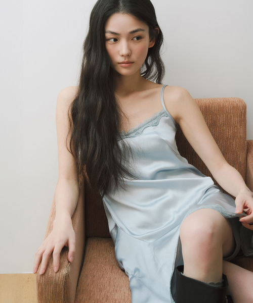 LACE SHIRRING SLIP MINI DRESS, LIGHT BLUE
