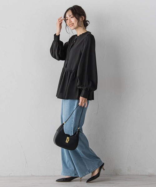 Droite lautreamont(ドロワットロートレアモン)の「2WAYシアーペプラムシャツ(シャツ/ブラウス・レディース・ブラック/オフホワイト/ブルー・M)」の15枚目の写真