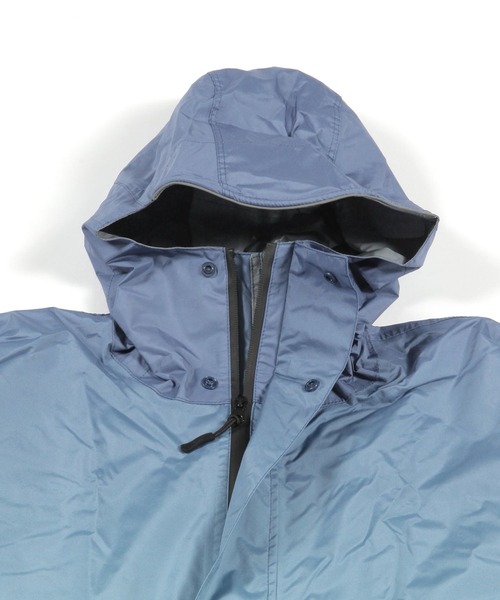 niko and...（ニコアンド）の「【CITY CREEK】KiU耐水レインポンチョ（レインコート/ポンチョ・レディース・ネイビー/チャコール・0）」の16枚目の写真