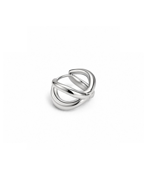 Lyvi（ライビィ）の「Twist Glow Hoops Pierce 金属アレルギー対応（ピアス（両耳用）・レディース・シルバー/ゴールド・FREE）」の10枚目の写真