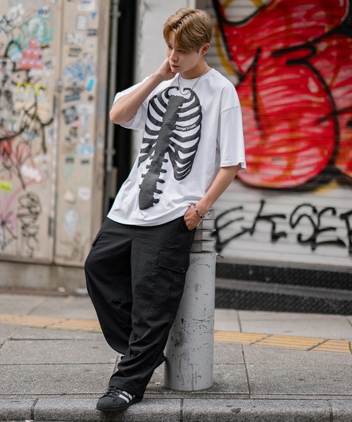 En serio TOKYO(エンソリオトーキョー)の「【SIDEWAYSTANCE】発泡ボーン半袖Tシャツ SIDE24-092(Tシャツ/カットソー・メンズ・ブラック/ホワイト・SMALL/MEDIUM/LARGE/X-LARGE)」の12枚目の写真