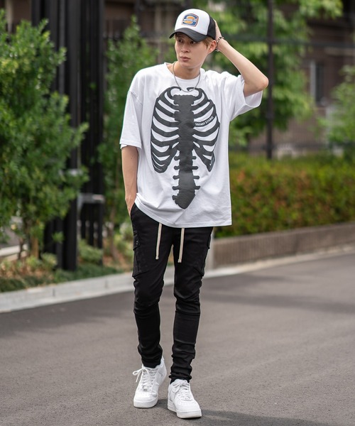 En serio TOKYO(エンソリオトーキョー)の「【SIDEWAYSTANCE】発泡ボーン半袖Tシャツ SIDE24-092(Tシャツ/カットソー・メンズ・ブラック/ホワイト・SMALL/MEDIUM/LARGE/X-LARGE)」の10枚目の写真