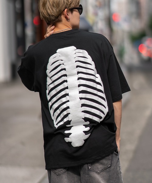En serio TOKYO(エンソリオトーキョー)の「【SIDEWAYSTANCE】発泡ボーン半袖Tシャツ SIDE24-092(Tシャツ/カットソー・メンズ・ブラック/ホワイト・SMALL/MEDIUM/LARGE/X-LARGE)」の8枚目の写真
