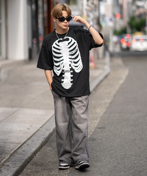 En serio TOKYO(エンソリオトーキョー)の「【SIDEWAYSTANCE】発泡ボーン半袖Tシャツ SIDE24-092(Tシャツ/カットソー・メンズ・ブラック/ホワイト・SMALL/MEDIUM/LARGE/X-LARGE)」の7枚目の写真