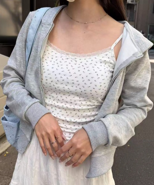 mebole(メボレ)の「小花柄カップ付きキャミソール(キャミソール・レディース・ホワイト/アイボリー/グレー・FREE)」の12枚目の写真