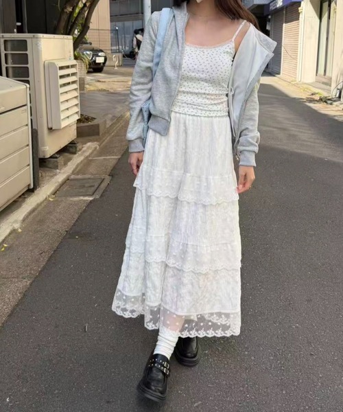 mebole(メボレ)の「小花柄カップ付きキャミソール(キャミソール・レディース・ホワイト/アイボリー/グレー・FREE)」の14枚目の写真