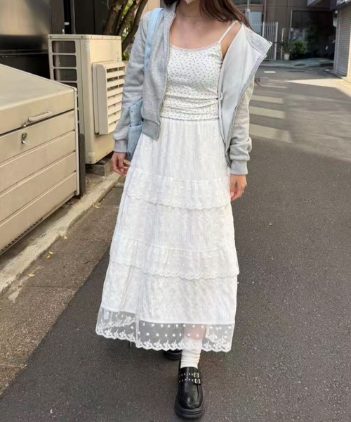 mebole(メボレ)の「小花柄カップ付きキャミソール(キャミソール・レディース・ホワイト/アイボリー/グレー・FREE)」の15枚目の写真