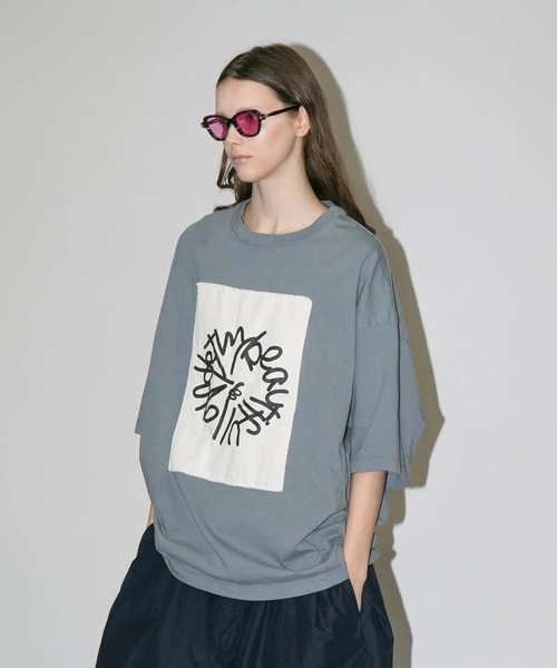 my beautiful landlet（マイビューティフルランドレット）の「【my beautiful landlet】 USA COTTON OVERSIZE T-SHIRT - print（Tシャツ/カットソー・メンズ・オフホワイト/グレー/チャコールグレー/ブラック・0/1）」の9枚目の写真