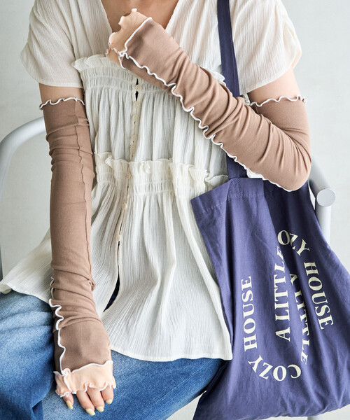 FREAK'S STORE(フリークスストア)の「限定展開 <接触冷感・UVカット>Somarti(ソマルティ) メロー アーム カバー(アームカバー・レディース・サックスブルー/チャコール/モカ・ONE SIZE)」の18枚目の写真