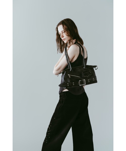 Knuth Marf(クヌースマーフ)の「rider shoulder bag(ショルダーバッグ・レディース・ブラウン/ブラック・ONE SIZE)」の4枚目の写真