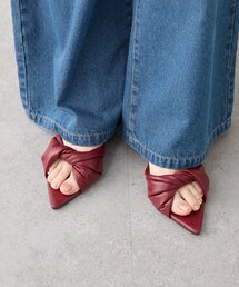 結び目ヒールサンダル