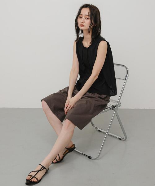 SENSE OF PLACE by URBAN RESEARCH(センスオブプレイスバイアーバンリサーチ)の「『イージーケア』クルーネックタックブラウス(シャツ/ブラウス・レディース・ブラック/アイボリー/ライトブルー・ONE)」の5枚目の写真