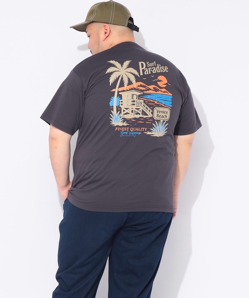 B&T CLUB(ビーティークラブ)の「Tシャツ 半袖 メンズ 大きいサイズ レトロサーフ バックプリント クルーネック カットソー B&T CLUB (ビーアンドティークラブ)(Tシャツ/カットソー・メンズ・ダークグレー/ベージュ・X1(3L~4L)/X2(4L~5L)/X3(6L~7L))」の4枚目の写真