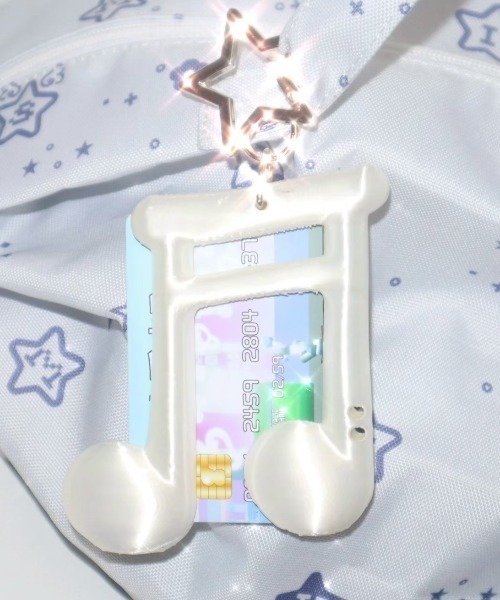 EVERYTHINGS(エブリシングス)の「【EVERYTHINGS】Beam-Note Card-Holder / 【エブリシングス】ミュージカルノートチェーンカードホルダー(カードケース・レディース・ライトピンク/ピンク/ライトブルー/ホワイト/ブラック/ライトパープル・ONE SIZE)」の2枚目の写真