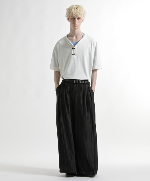 HARE（ハレ）の「メタルボタンヘンリーネックカット(HARE)（Tシャツ/カットソー・メンズ・ホワイト/ブルー/ブラック・FREE）」の4枚目の写真
