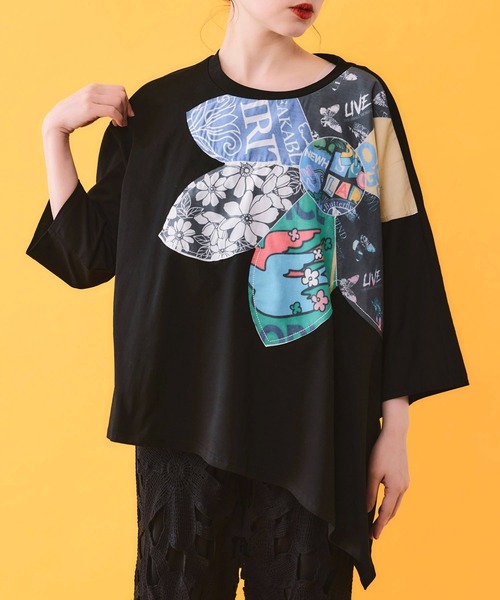 ScoLar（スカラー）の「162673：総柄大花コラージュ アシメプルオーバー（Tシャツ/カットソー・レディース・パープル/ブラック/オフホワイト・M）」の11枚目の写真