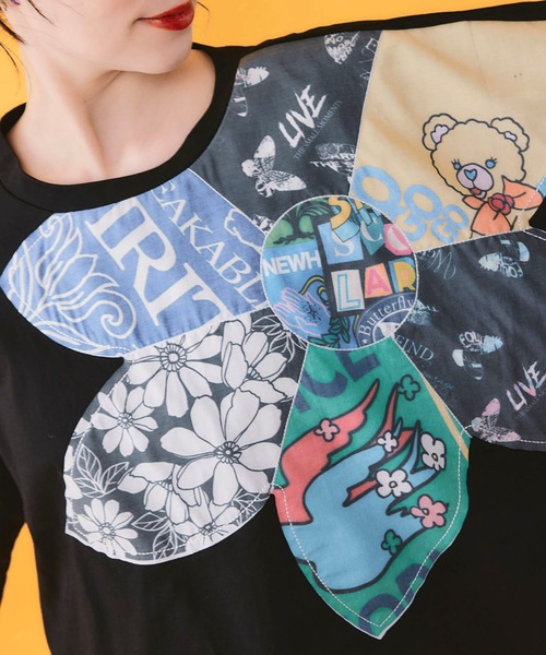 ScoLar（スカラー）の「162673：総柄大花コラージュ アシメプルオーバー（Tシャツ/カットソー・レディース・パープル/ブラック/オフホワイト・M）」の12枚目の写真