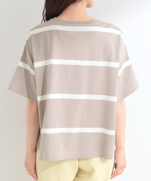 SHOO・LA・RUE(シューラルー)の「【ひんやり/S-LL】涼しげで爽やか 太ボーダー斜め切り替えTシャツ(Tシャツ/カットソー・レディース・ブラック系2/ブルー系その他4/ベージュ系2/スモーキーグリーン系3・04/03/02/01)」の8枚目の写真