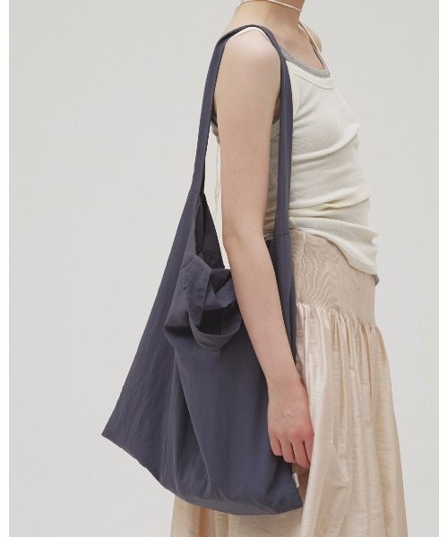 TODAYFUL(トゥデイフル)の「Silky 2way Bag(ハンドバッグ・レディース・サックスブルー/チョコ/ブラック・FREE)」の18枚目の写真