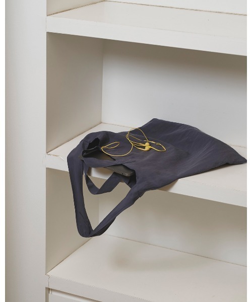 TODAYFUL(トゥデイフル)の「Silky 2way Bag(ハンドバッグ・レディース・サックスブルー/チョコ/ブラック・FREE)」の14枚目の写真