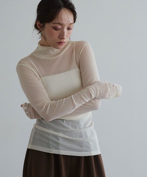 W:Huku(フーク)の「【新色追加】ストレッチ メッシュ ハイネック トップス / Sheer Stretch Mesh Mock Neck Top(Tシャツ/カットソー・レディース・ブルー系その他/クリーム・FREE)」の1枚目の写真
