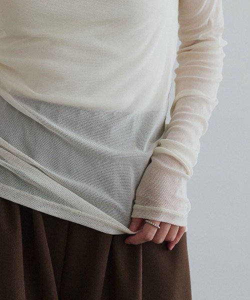 W:Huku(フーク)の「【新色追加】ストレッチ メッシュ ハイネック トップス / Sheer Stretch Mesh Mock Neck Top(Tシャツ/カットソー・レディース・ブルー系その他/クリーム・FREE)」の12枚目の写真