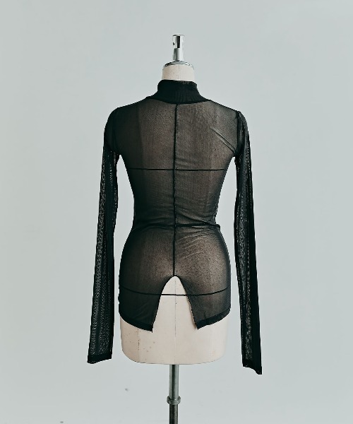 W:Huku(フーク)の「【新色追加】ストレッチ メッシュ ハイネック トップス / Sheer Stretch Mesh Mock Neck Top(Tシャツ/カットソー・レディース・ブルー系その他/クリーム・FREE)」の20枚目の写真