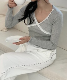 【クロスネック/フリル】ブレースレースTシャツ