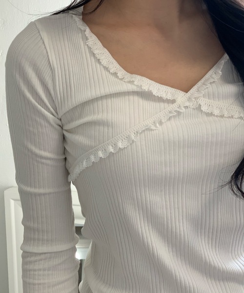 mineng(マイング)の「【クロスネック/フリル】ブレースレースTシャツ(Tシャツ/カットソー・レディース・グレー/アイボリー・FREE)」の11枚目の写真