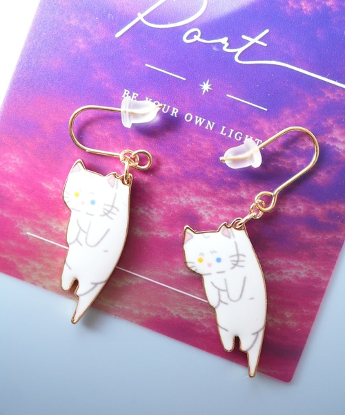 Port(ポート)の「【 Port / ポート 】 ぶらさがりネコ ピアス / キャット_(ピアス(両耳用)・レディース・マルチ/ブラック×ホワイト/ホワイト/グレー/ベージュ/ブラック・FREE)」の2枚目の写真